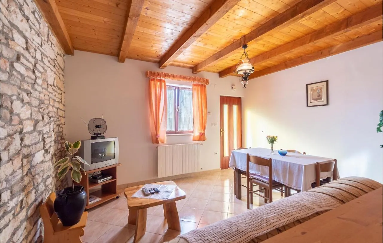 Gorgeous Home In Hrboki With Wifi Holiday home